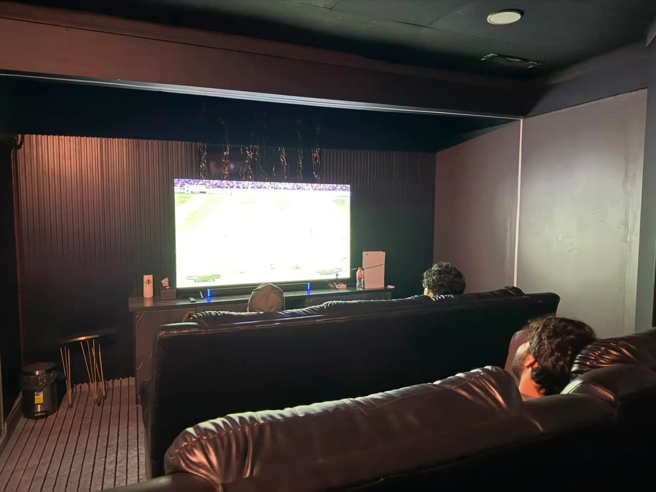 ZeroOne private cinema seating